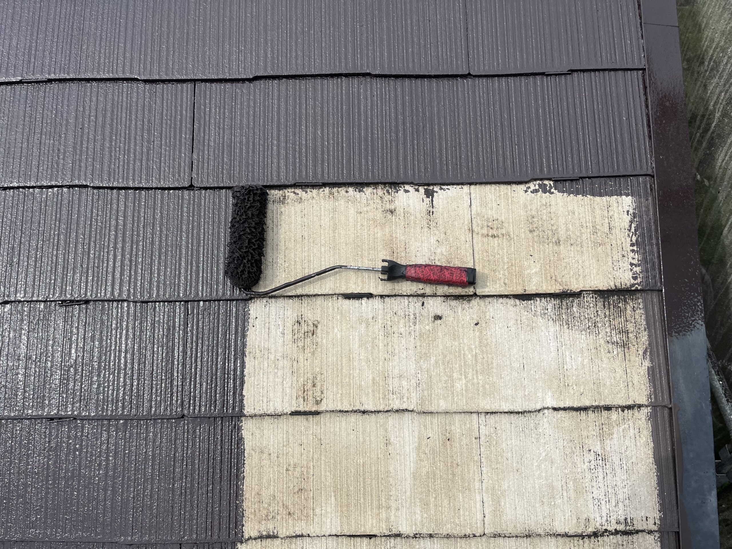 屋根塗装！〜釘浮きの打ち直し、下塗り、中塗り〜