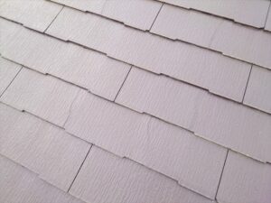 コロニアルNEOの劣化（ヒビ割れ・欠落・変色）