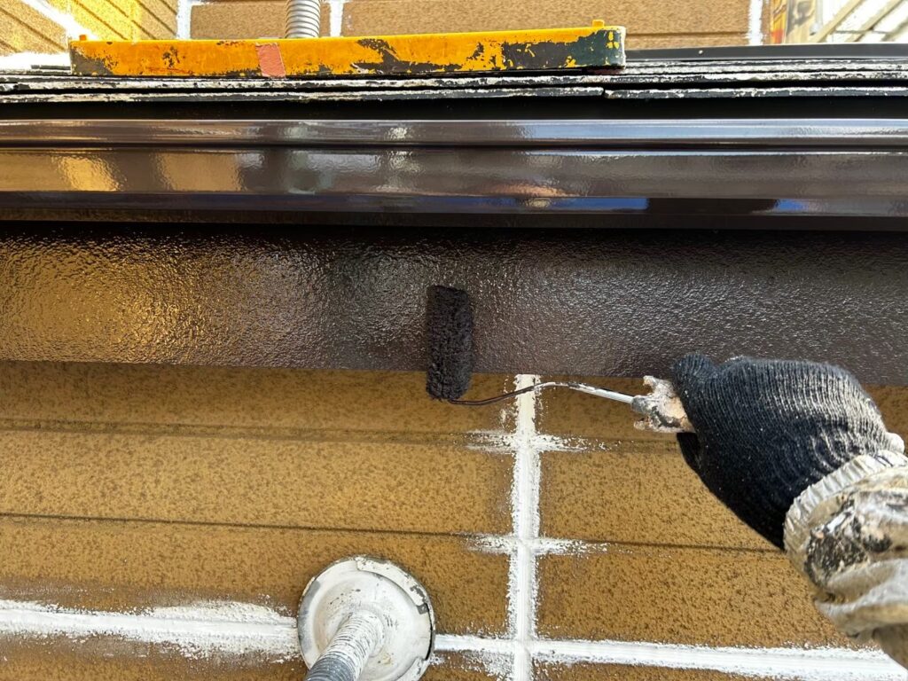 破風板<br />
中塗り