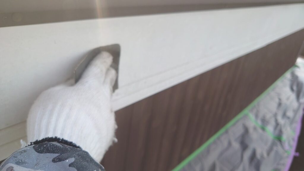 幕板塗装<br />
ケレン