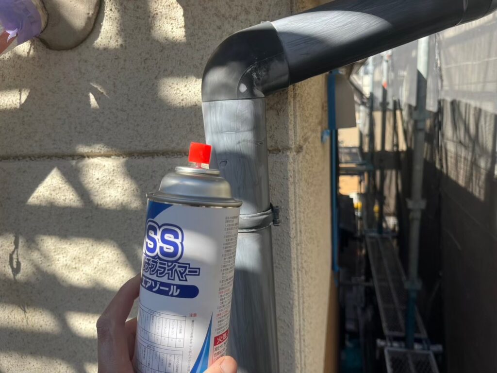 雨樋<br />
下塗り