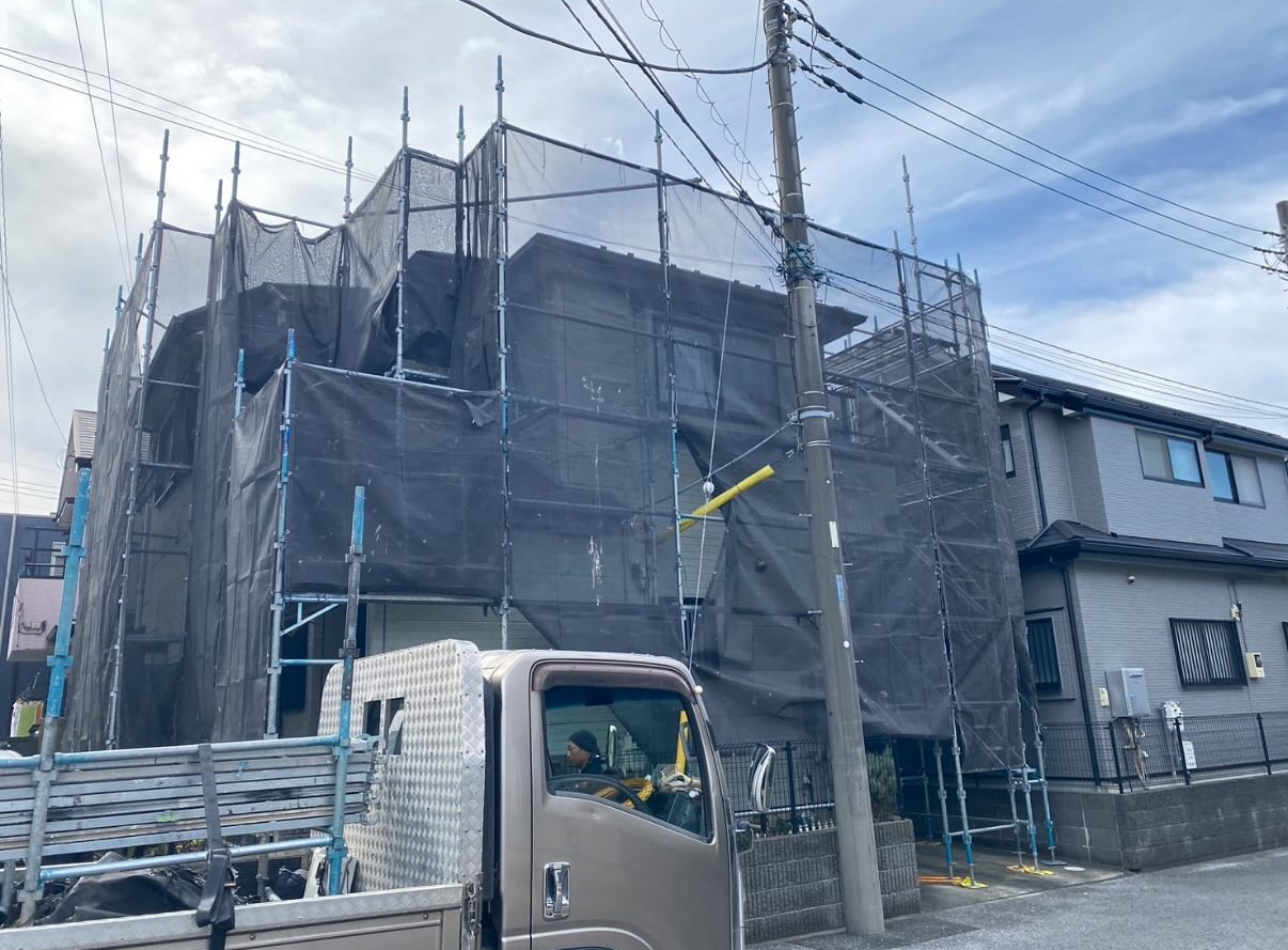 船橋市　二和東　K様宅　外壁塗装　屋根カバー　着工です！