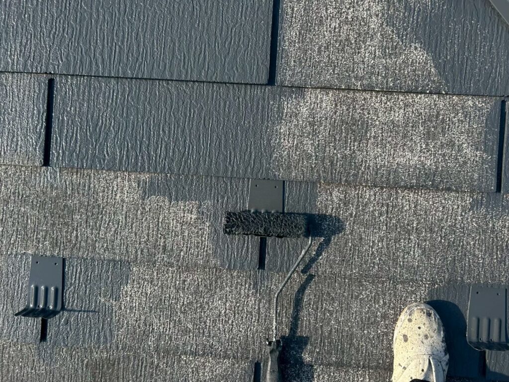 中塗りも下塗り同様に一番は均一に、一回一回を大切に美しく仕上げていく感覚が大切です。/無機エクスカリバー