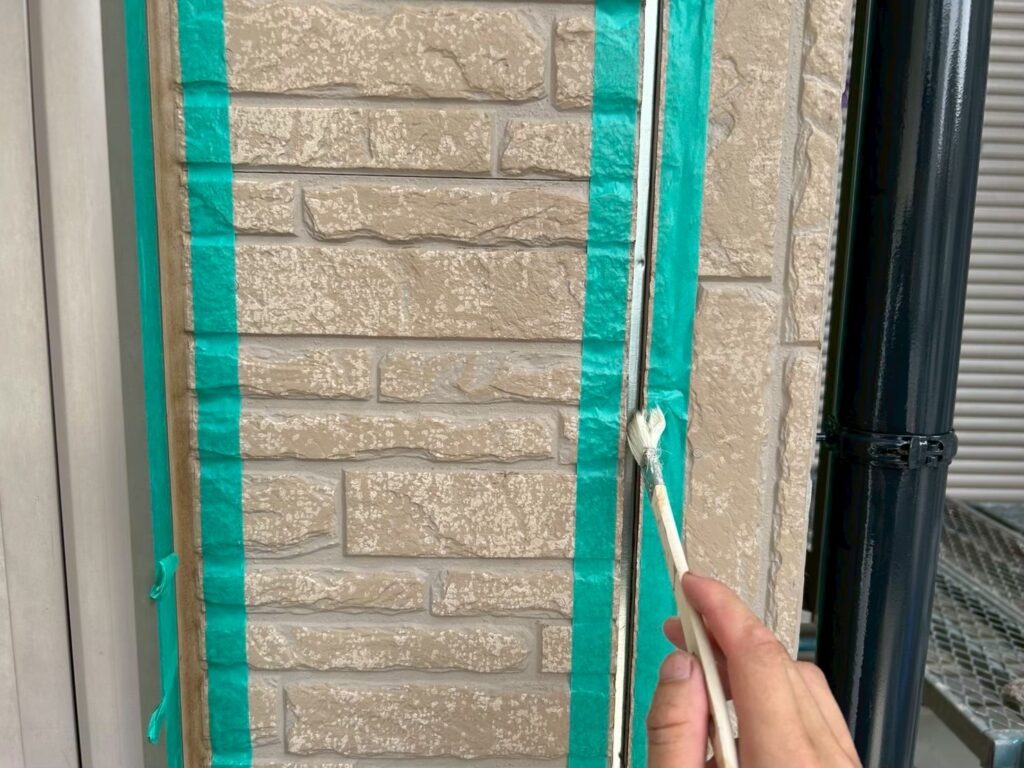 プライマー塗布<br />
<br />
