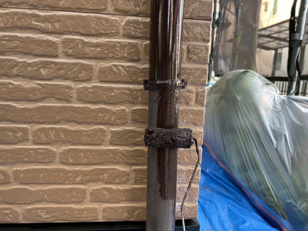 中塗り<br />
仕上げ塗料での１回目の塗装。<br />
